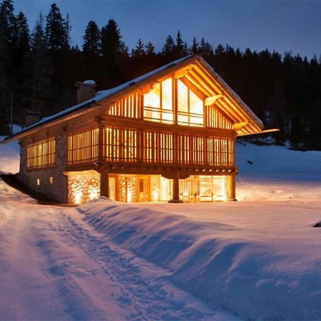 Pra De La Casa Bed & Breakfast Madonna di Campiglio Exterior photo