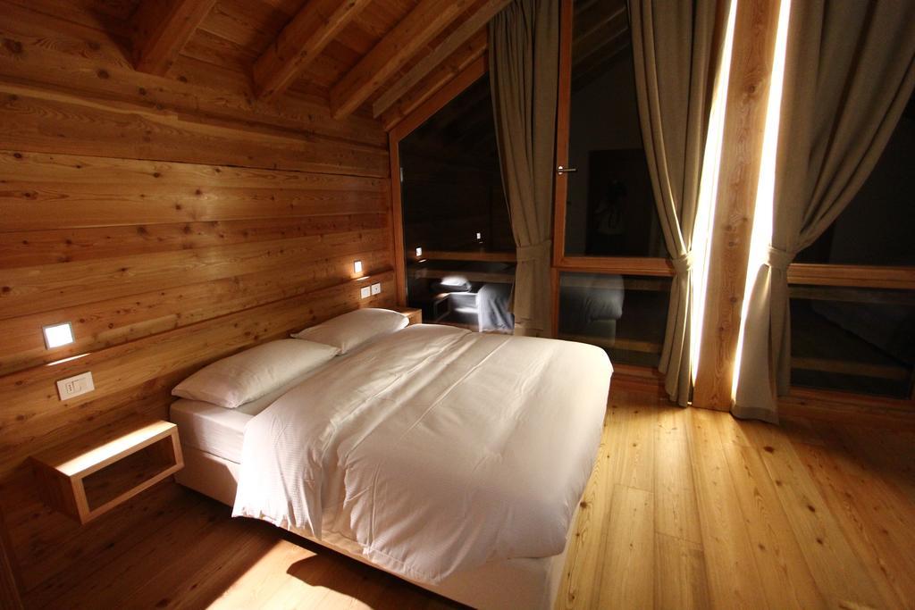 Pra De La Casa Bed & Breakfast Madonna di Campiglio Room photo